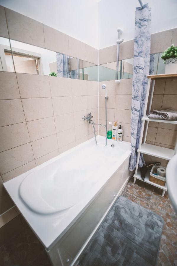 Apartamentai Niden - Su Terasa Ir Vaizdu I Marias Nidos Centre Εξωτερικό φωτογραφία